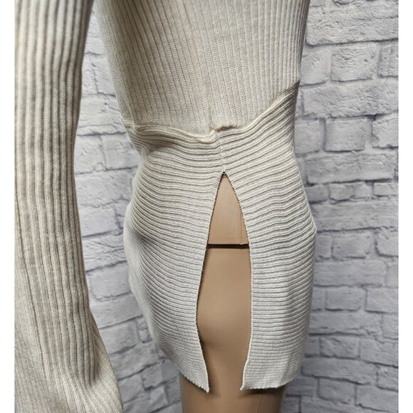 VENUS S IVORY CREAM COLD SHOULDER RIBBED KNIT GTOMMET TUNIC SIDE SLIT SWEATER TO - Picture 4 of 15